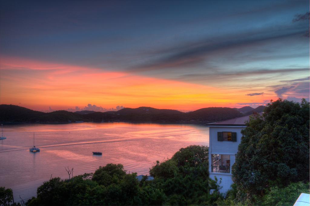 Castle Villas At Bluebeards Charlotte Amalie Exterior photo