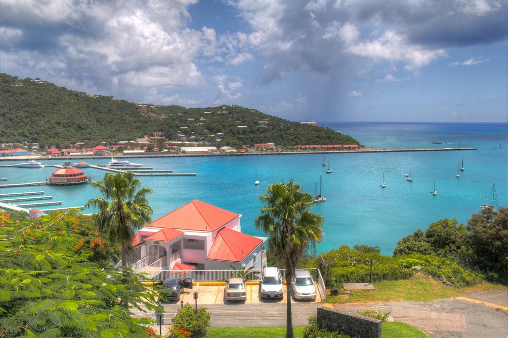 Castle Villas At Bluebeards Charlotte Amalie Exterior photo