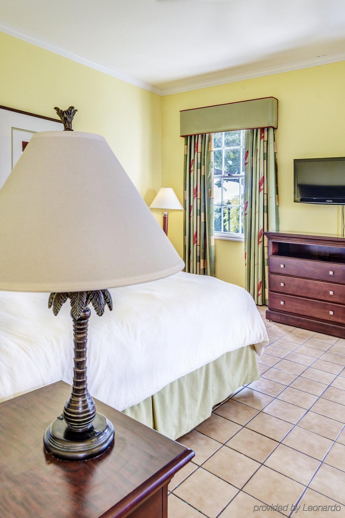 Castle Villas At Bluebeards Charlotte Amalie Exterior photo
