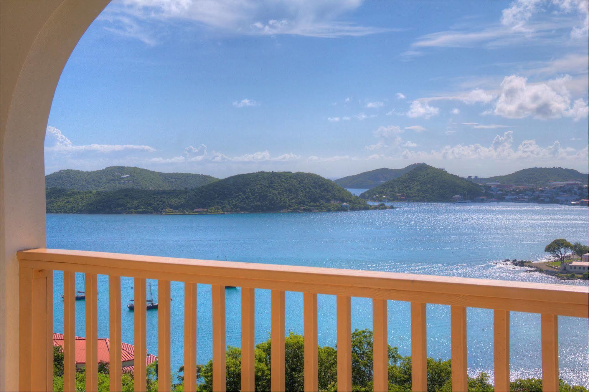 Castle Villas At Bluebeards Charlotte Amalie Exterior photo